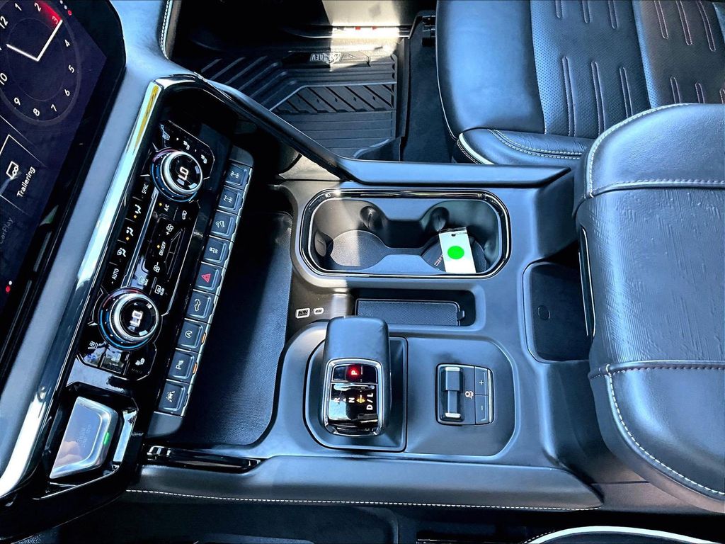 2026 GMC Sierra 1500 — photo 19