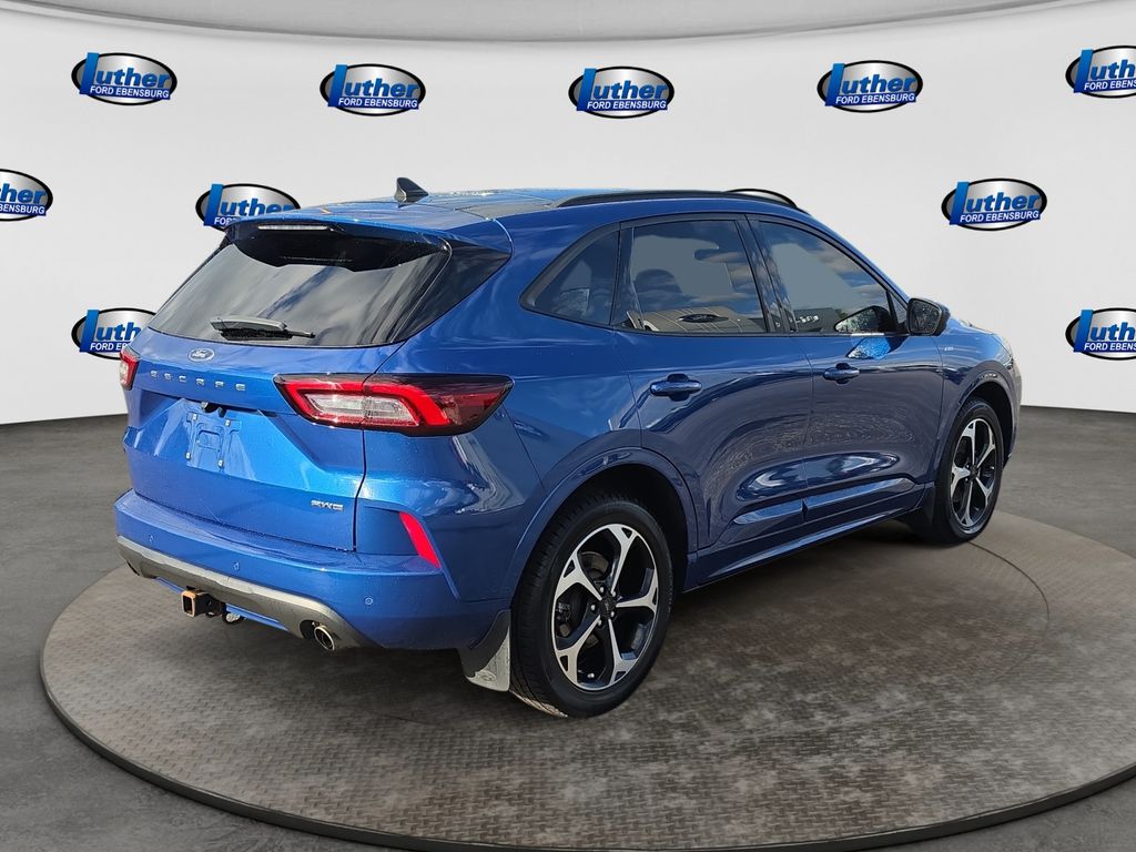 2023 Ford Escape ST-Line Select Blue at Honda North