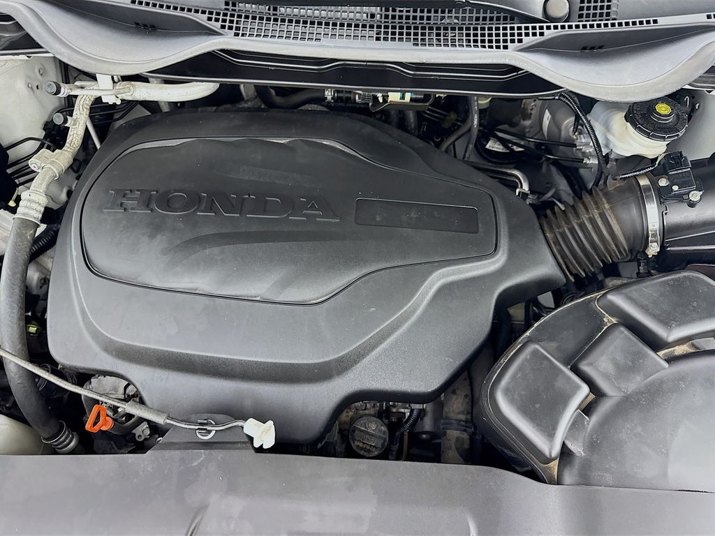 Used Car 2021 Honda Odyssey  Touring For Sale Under $30,000 In Austin, Texas