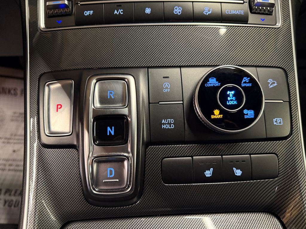 2022 Hyundai Santa Fe SEL photo