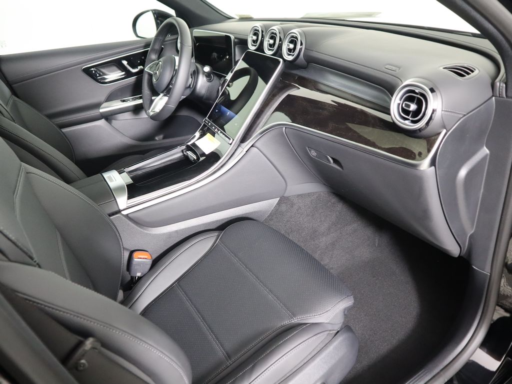 Thumbnail: 2026 Mercedes-Benz GLC - 19