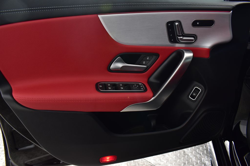Thumbnail: 2022 Mercedes-Benz CLA - 12