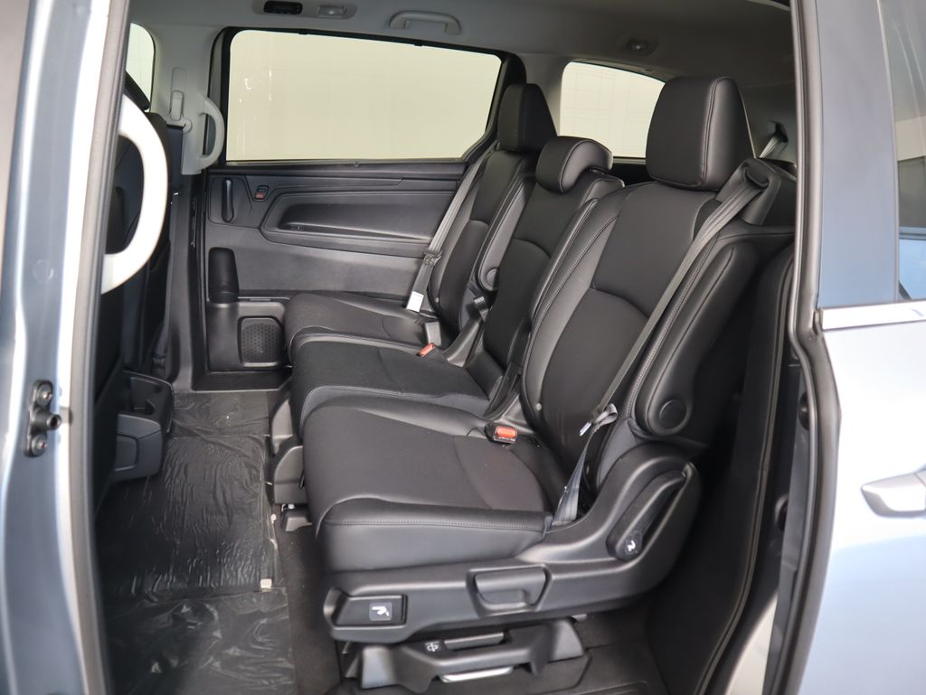 Thumbnail: 2026 Honda Odyssey - 21