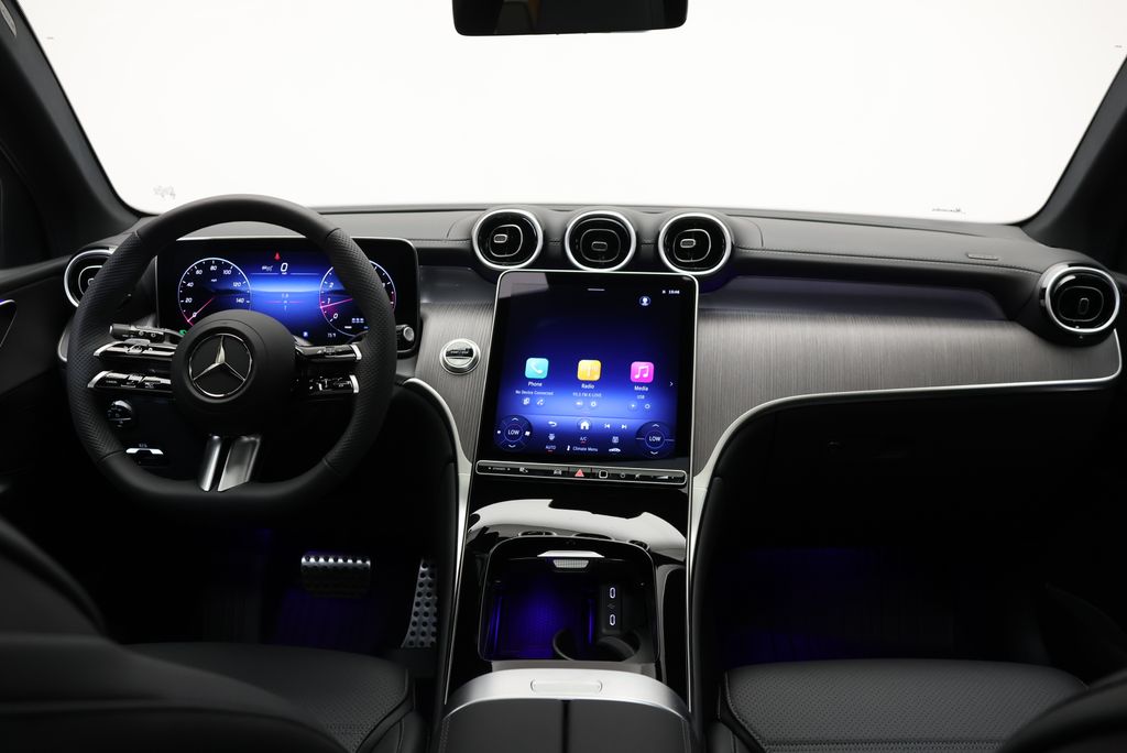 Thumbnail: 2027 Mercedes-Benz GLC - 17