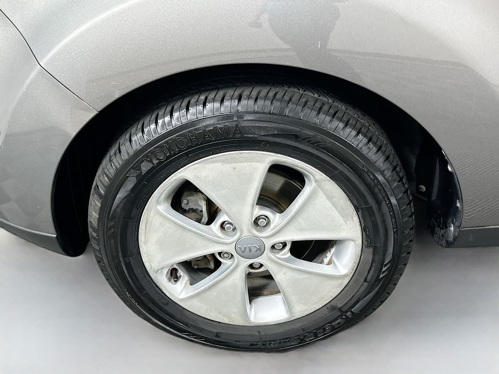 Thumbnail: 2015 Kia Soul - 28