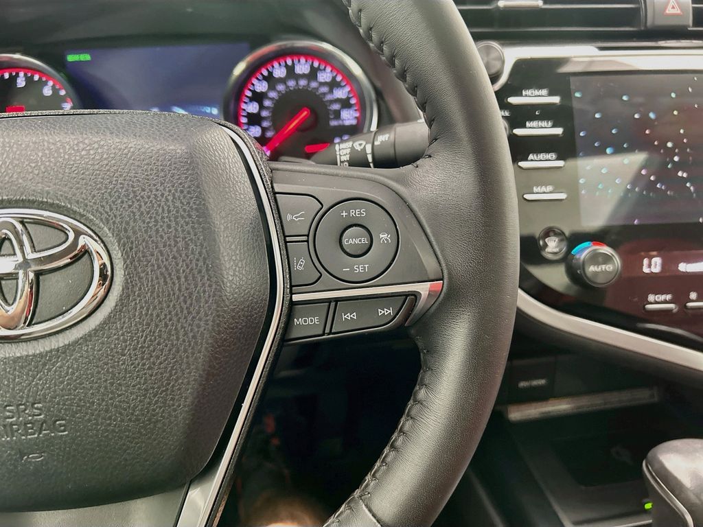 Thumbnail: 2020 Toyota Camry - 12