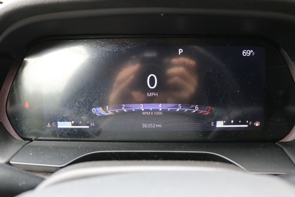 Used Car 2023 Jeep Grand Cherokee  Limited For Sale Under $35,000 In Austin, Texas