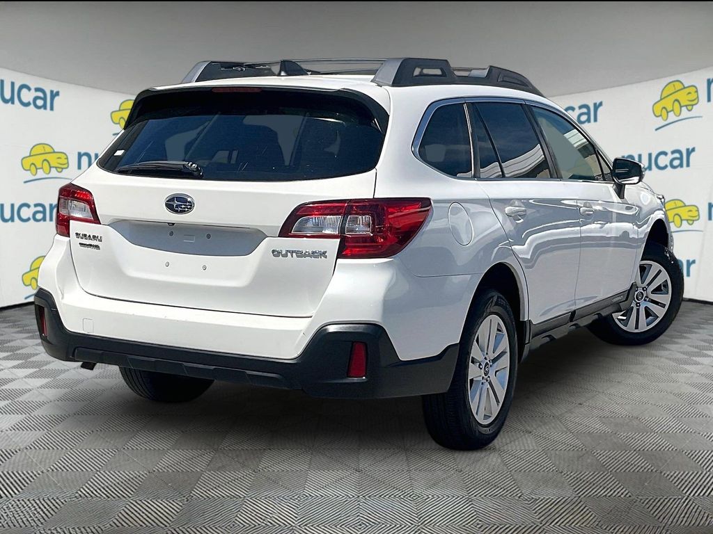 2018 Subaru Outback — photo 6