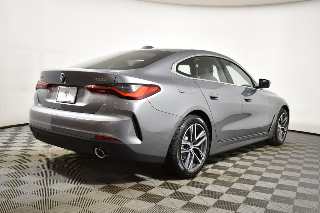 Thumbnail: 2026 BMW 4 Series - 7