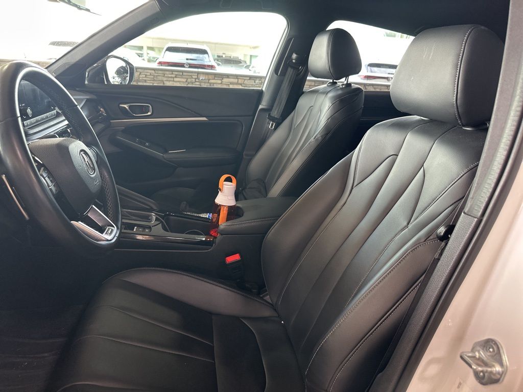 Thumbnail: 2023 Acura Integra - 10