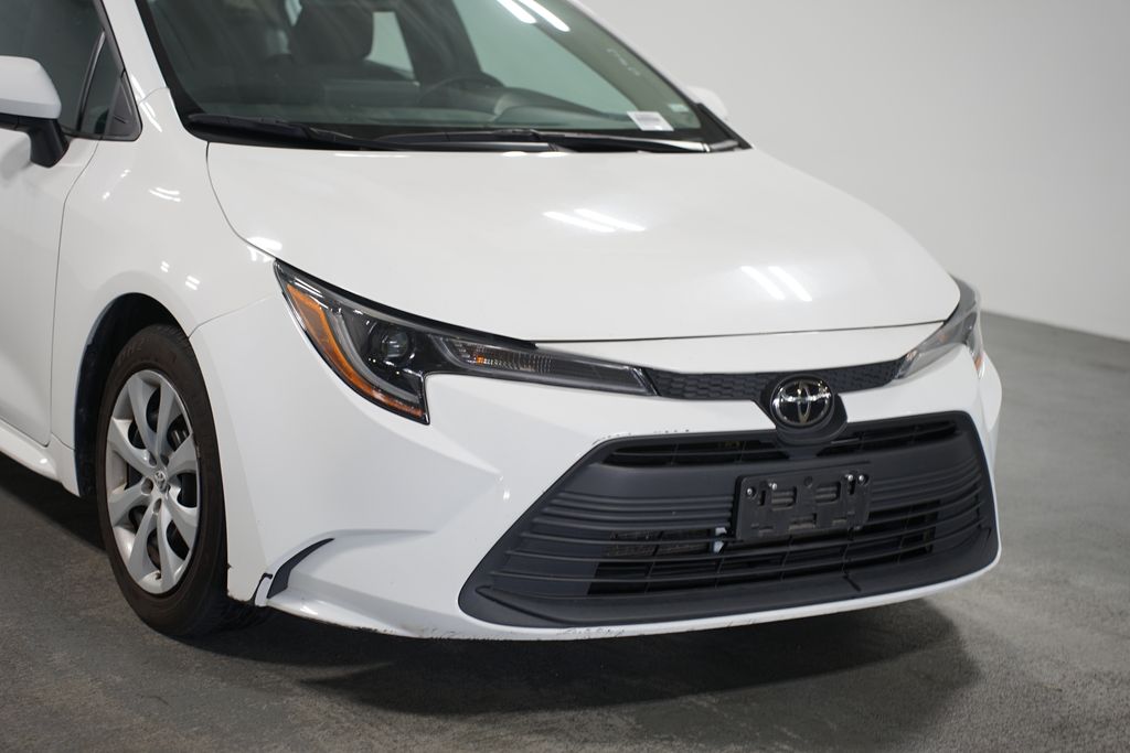 Thumbnail: 2023 Toyota Corolla - 4