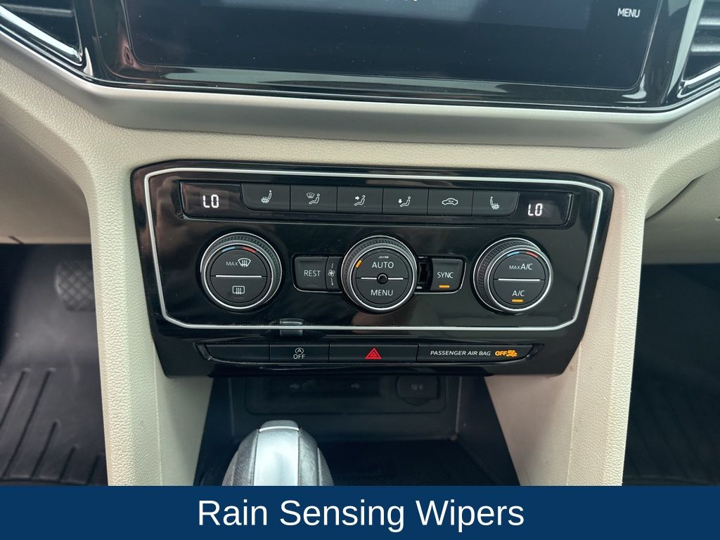 2022 Volkswagen Atlas 3.6L V6 SE w/Technology