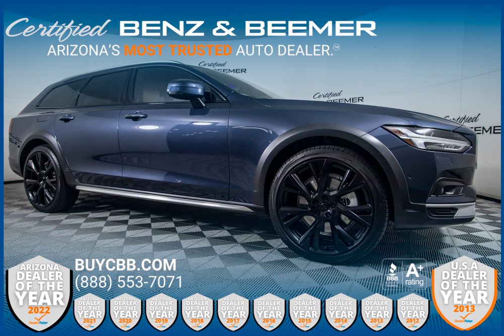 Denim Blue Metallic 2023 Volvo V90 Cross Country B6 Ultimate AWD Wagon All-Wheel Drive Automatic