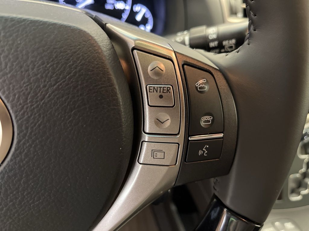 Thumbnail: 2015 Lexus RX - 15
