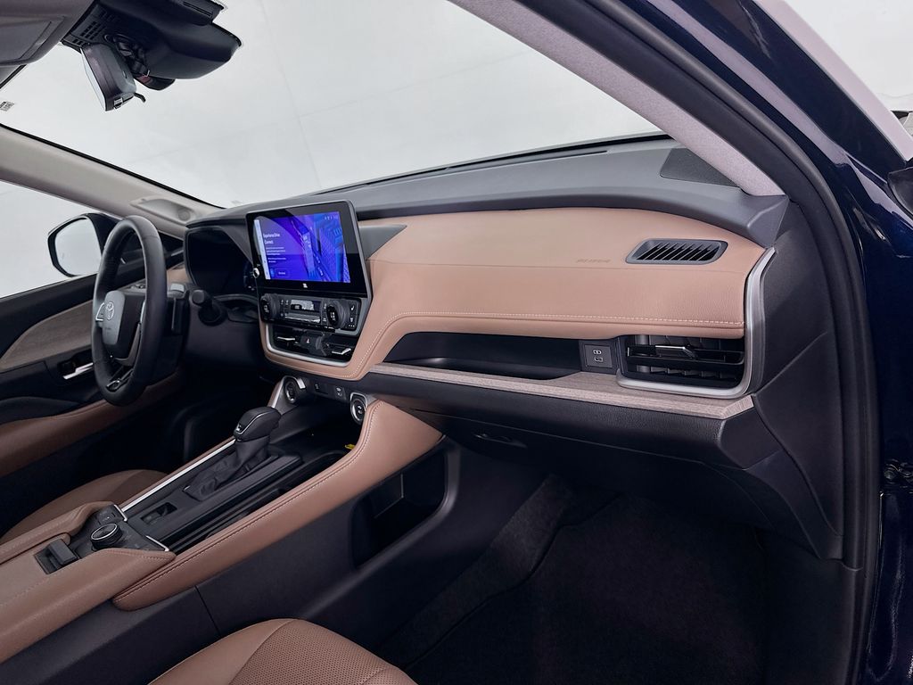 Thumbnail: 2026 Toyota Grand Highlander - 31