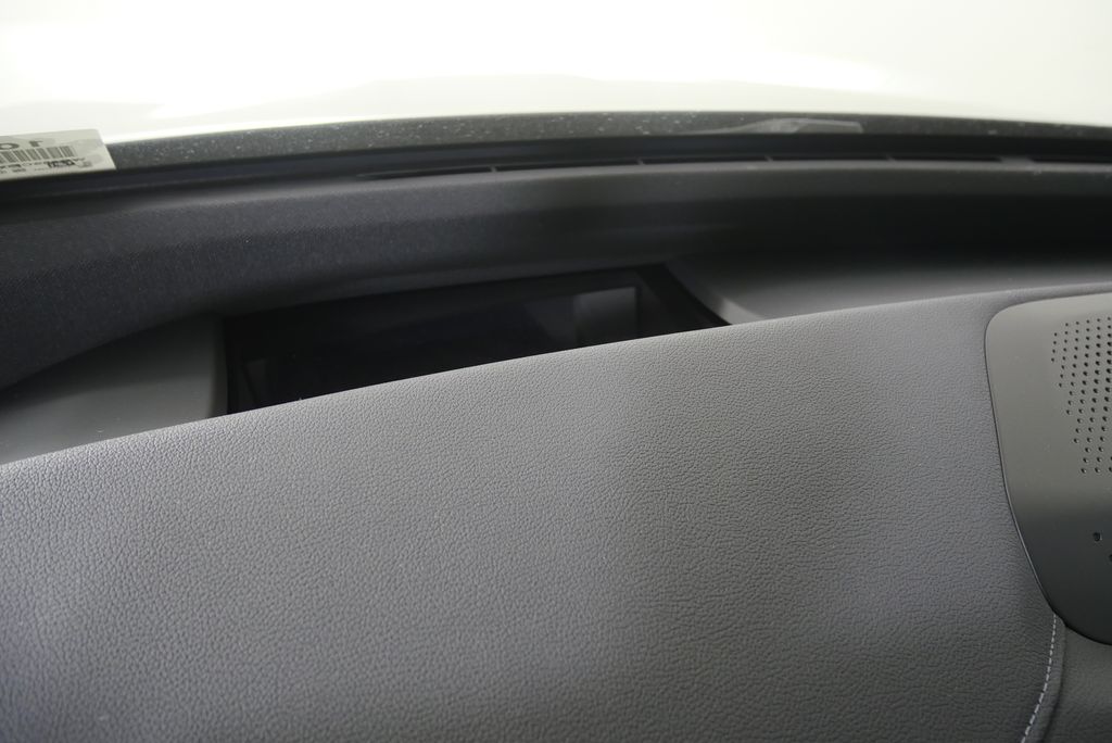 Thumbnail: 2026 BMW iX - 20