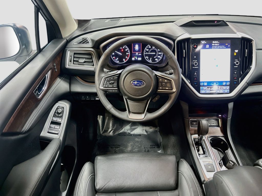 Used 2025 Crystal White Pearl Subaru Touring image 24