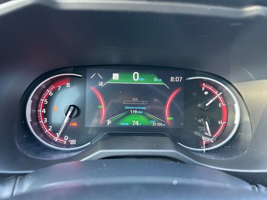 2023 Toyota RAV4 XLE Premium 23