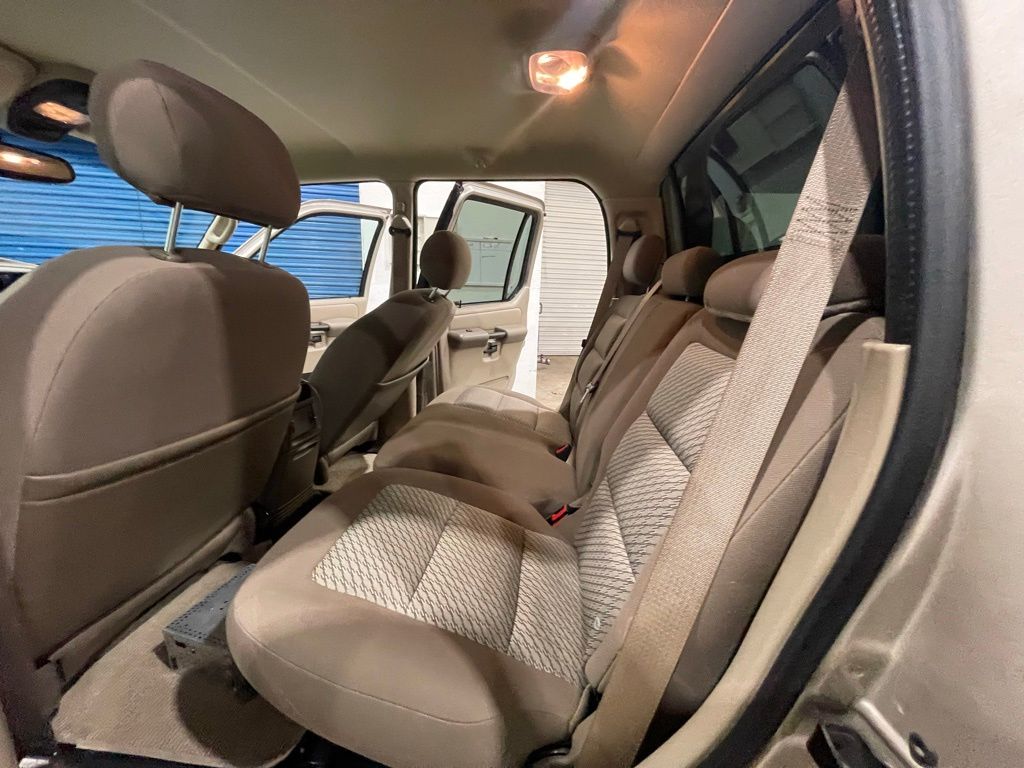 2004 Ford Explorer Sport Trac XLT - Photo 18