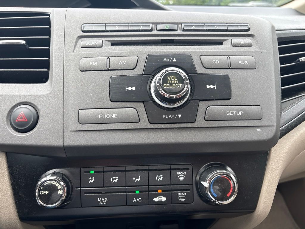 Used 2012 Red Honda EX image 10