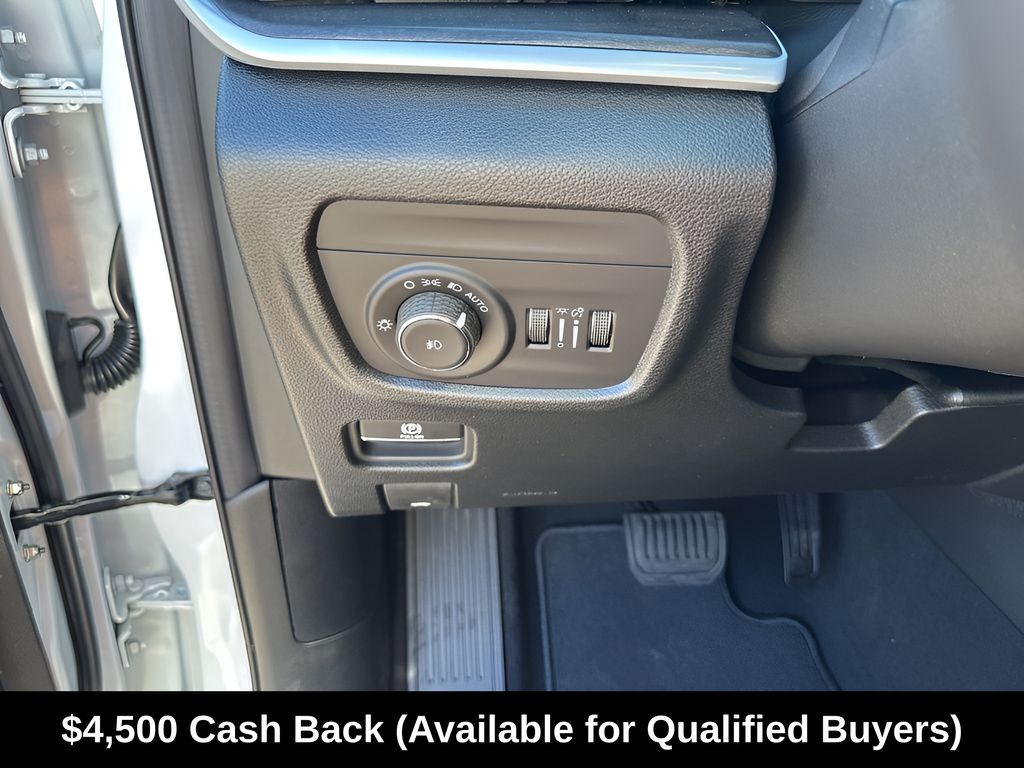 New Car 2025 Jeep Grand Cherokee L  Limited For Sale Under $40,000 In Austin, Texas