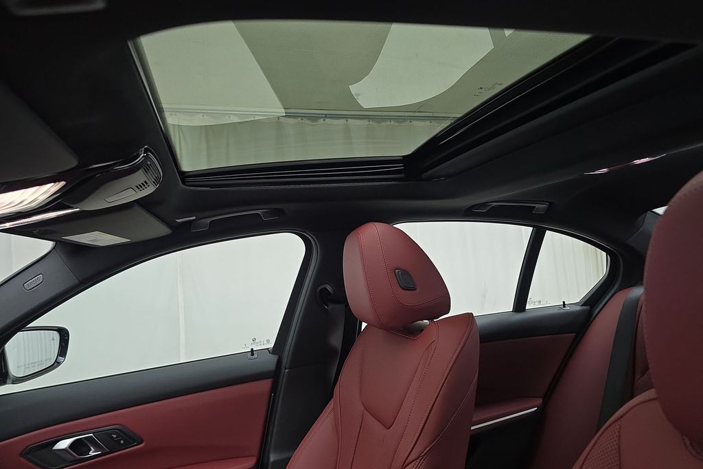 2025 Bmw 330i xDrive photo 19