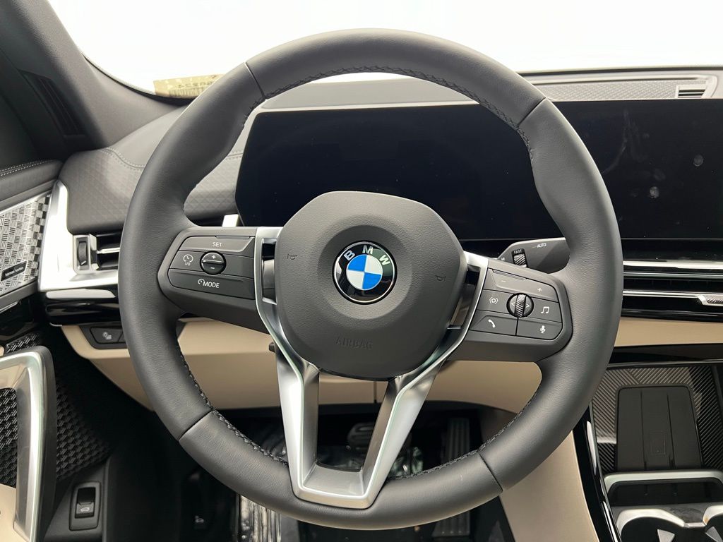 2025 BMW X2 xDrive28i 13