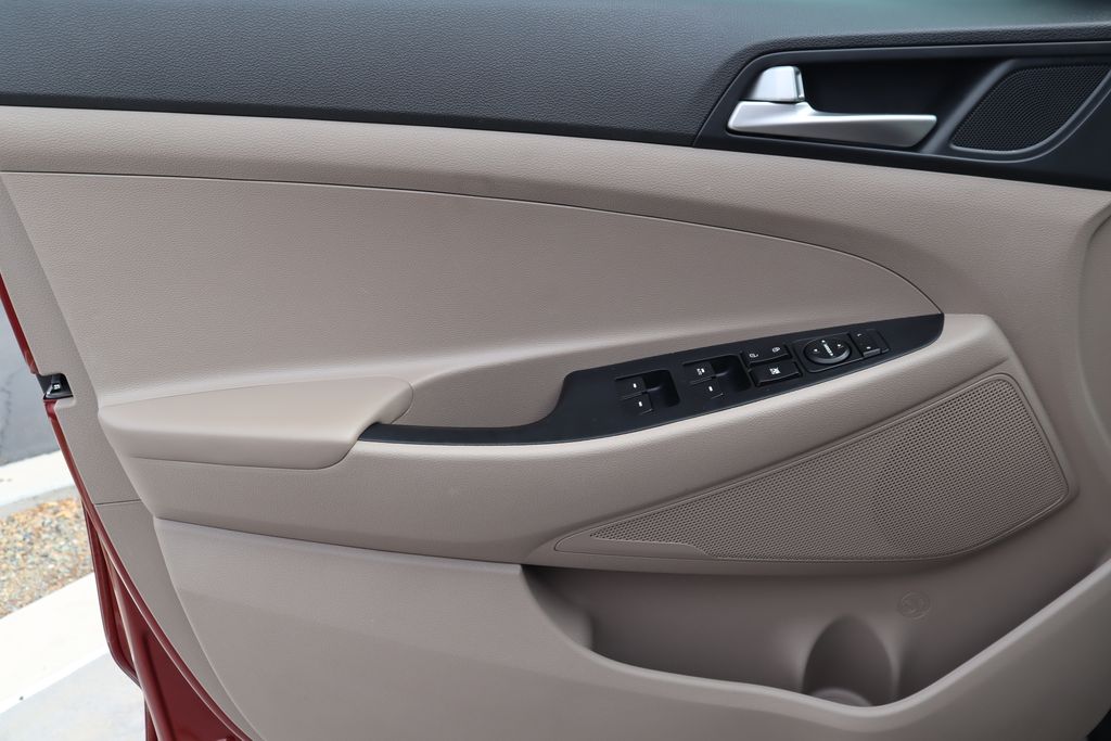 Thumbnail: 2019 Hyundai Tucson - 23