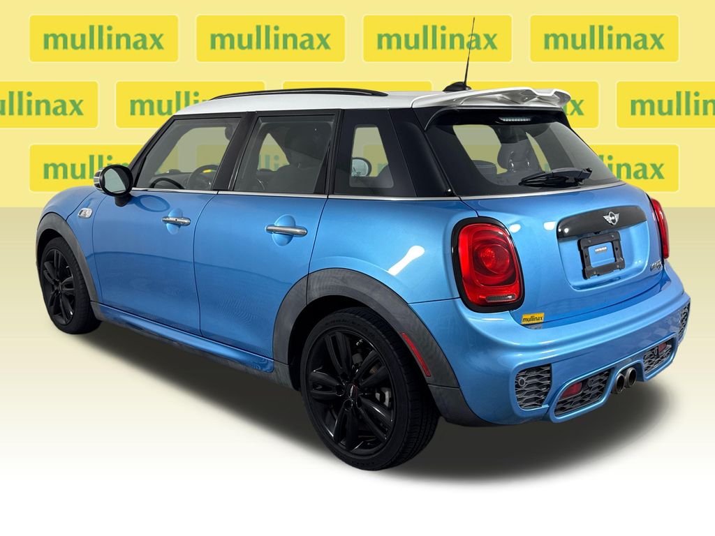 Certified Used 2018 Blue MINI Base image 12