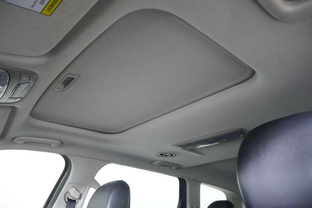 Thumbnail: 2020 Kia Telluride - 9