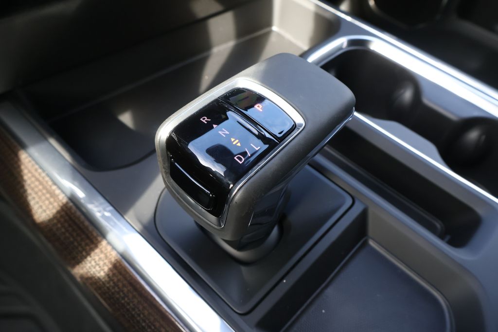 Thumbnail: 2026 Chevrolet Silverado 1500 - 29