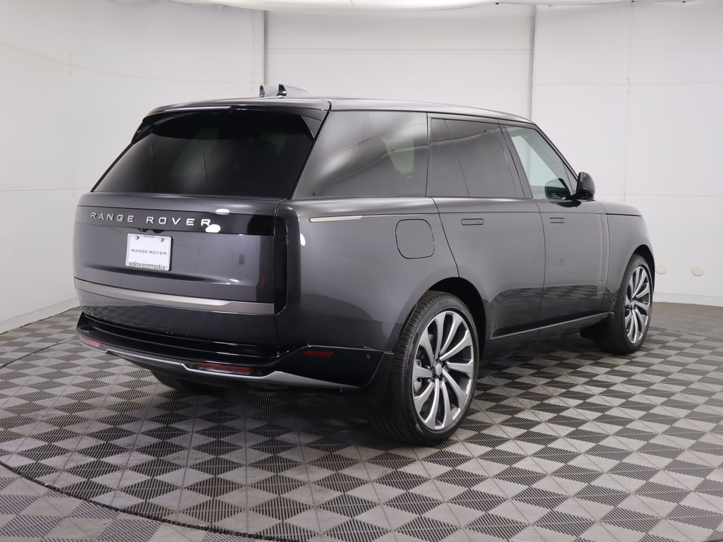 Thumbnail: 2025 Land Rover Range Rover - 5