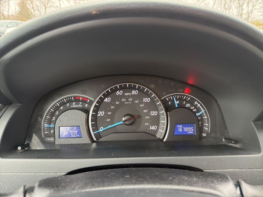 Thumbnail: 2014 Toyota Camry - 28