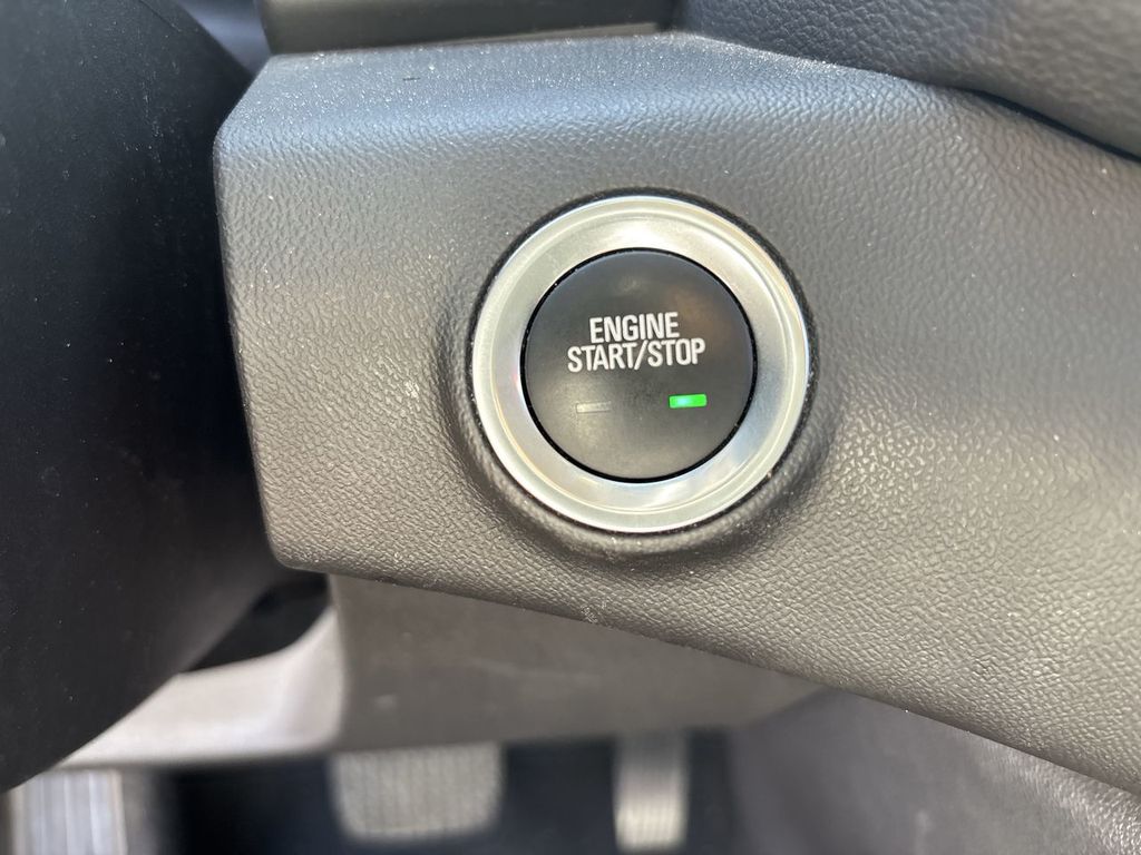 Used 2024 GMC Terrain SUV