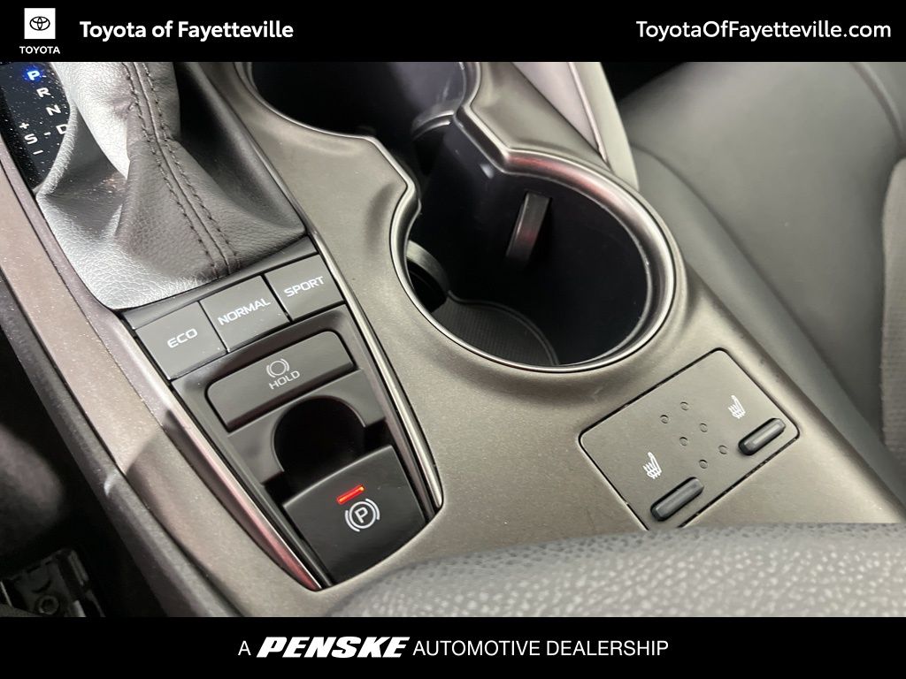 Thumbnail: 2024 Toyota Camry - 32