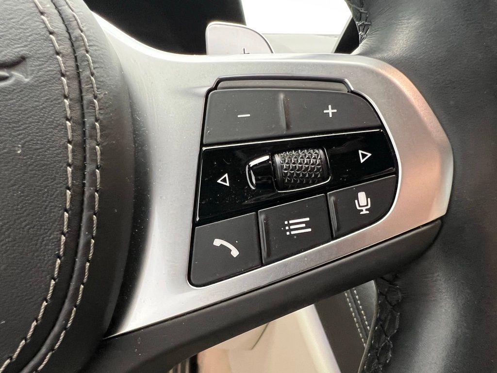 2022 BMW 8 Series M850i xDrive 23