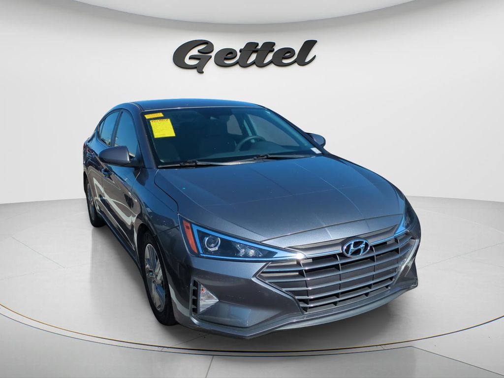 Used 2019 Gray Hyundai SEL image 3
