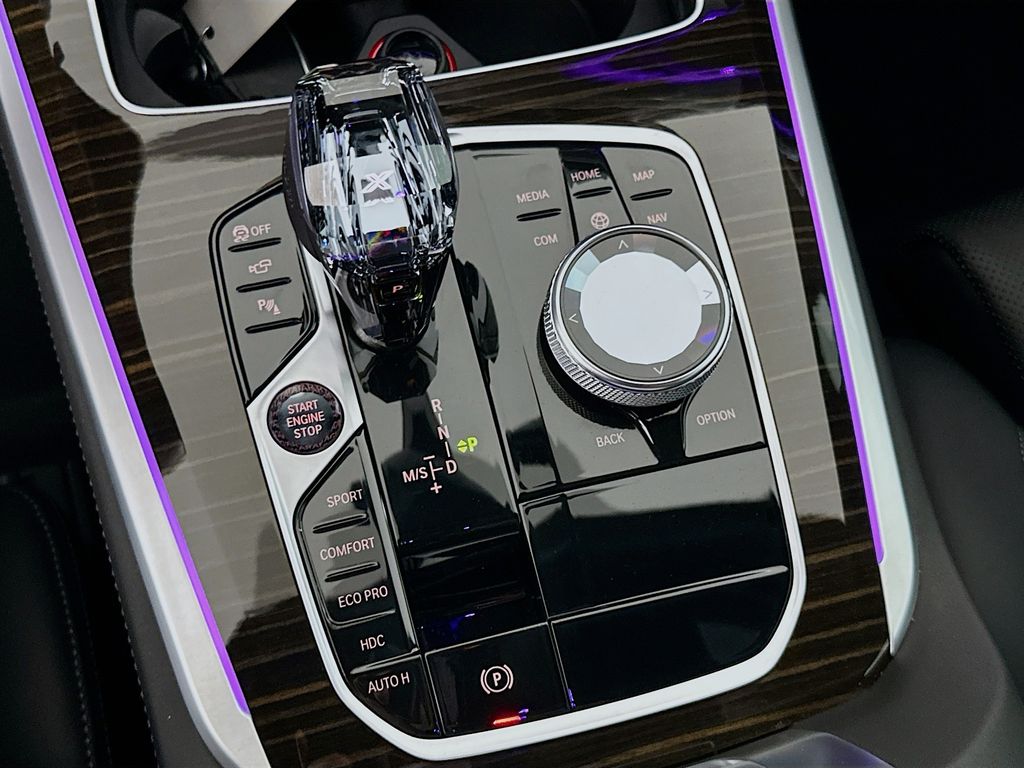 Thumbnail: 2023 BMW X5 - 17