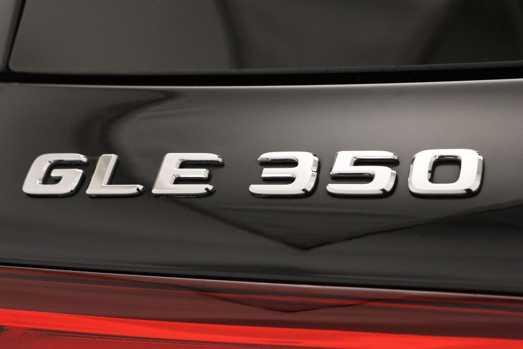 Thumbnail: 2023 Mercedes-Benz GLE - 9