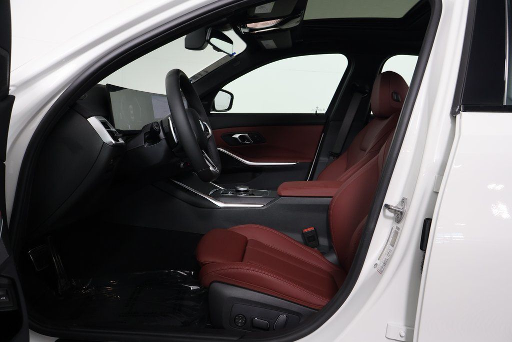 Thumbnail: 2026 BMW 3 Series - 5