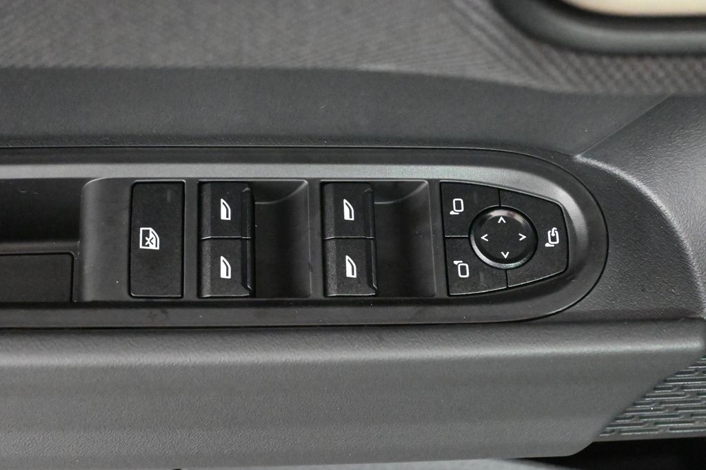 Thumbnail: 2026 MINI Cooper - 25