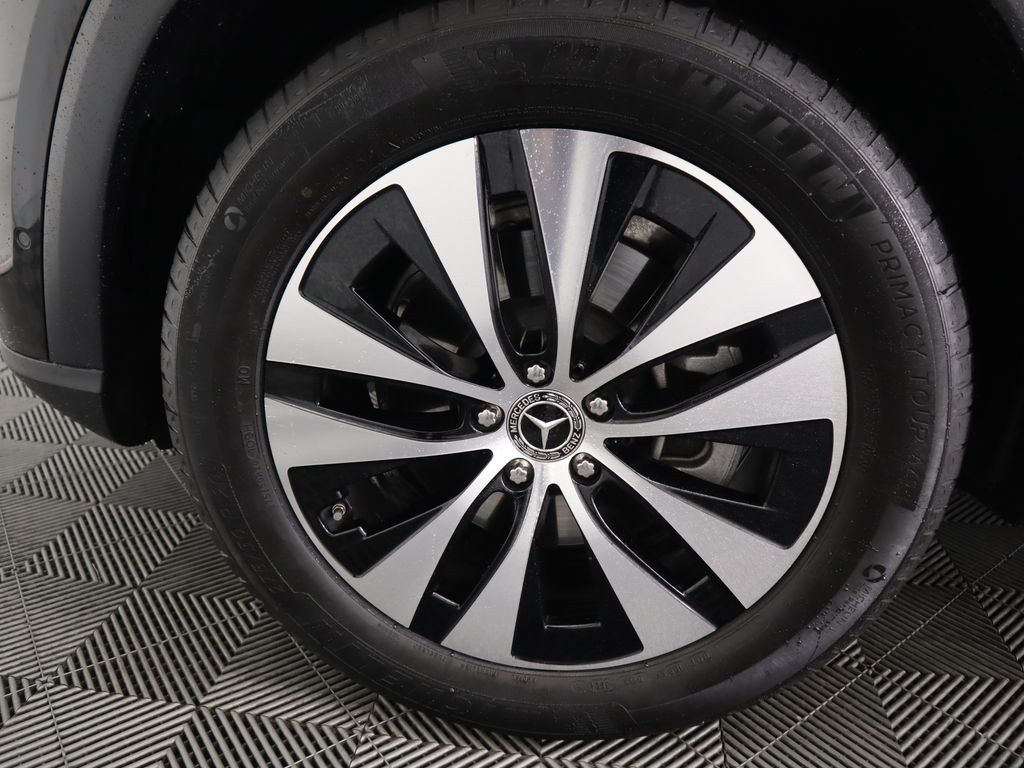 Thumbnail: 2025 Mercedes-Benz GLE - 31