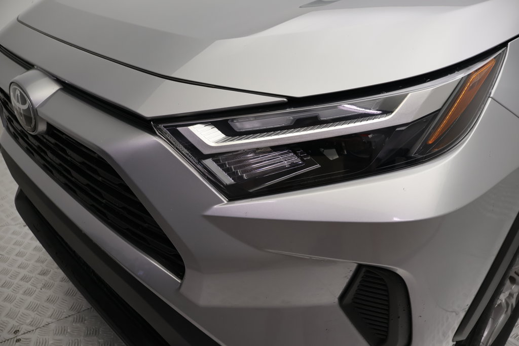 Thumbnail: 2025 Toyota RAV4 - 3