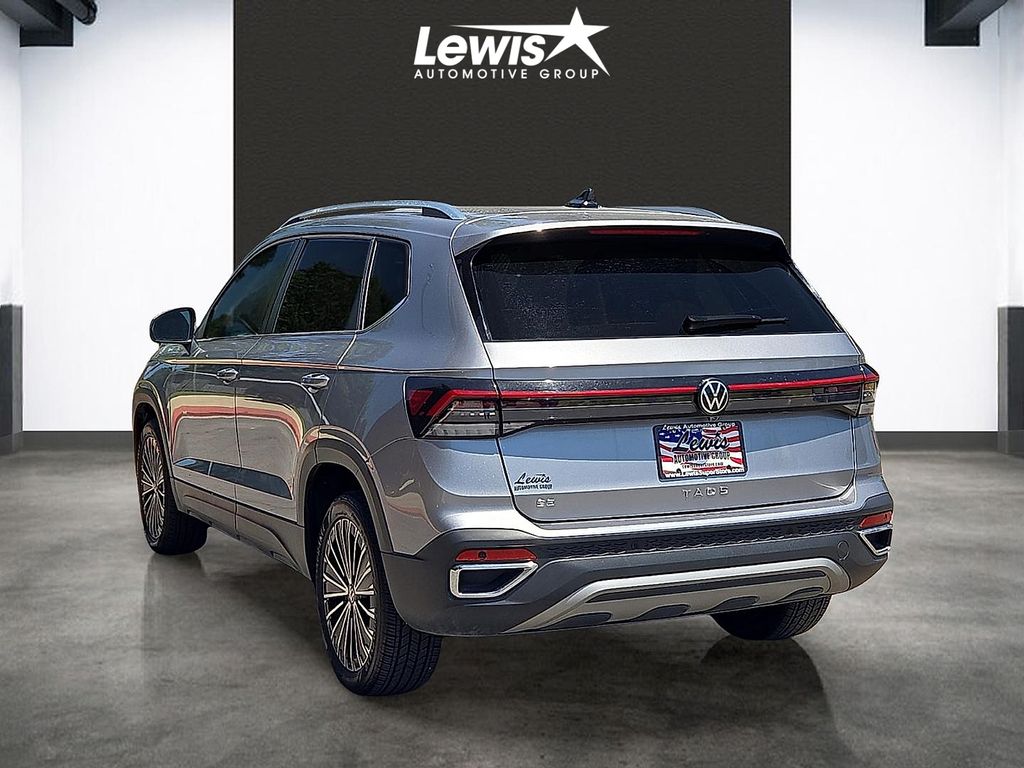 Used 2025 Volkswagen Taos 1.5T SE For Sale in Farmington, AR