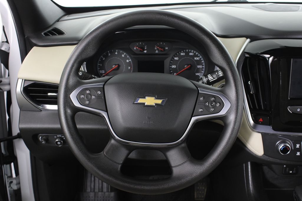 Used 2022 Chevrolet Traverse for sale in 