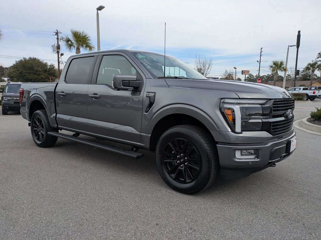 2025 Ford F-150 Platinum's photo