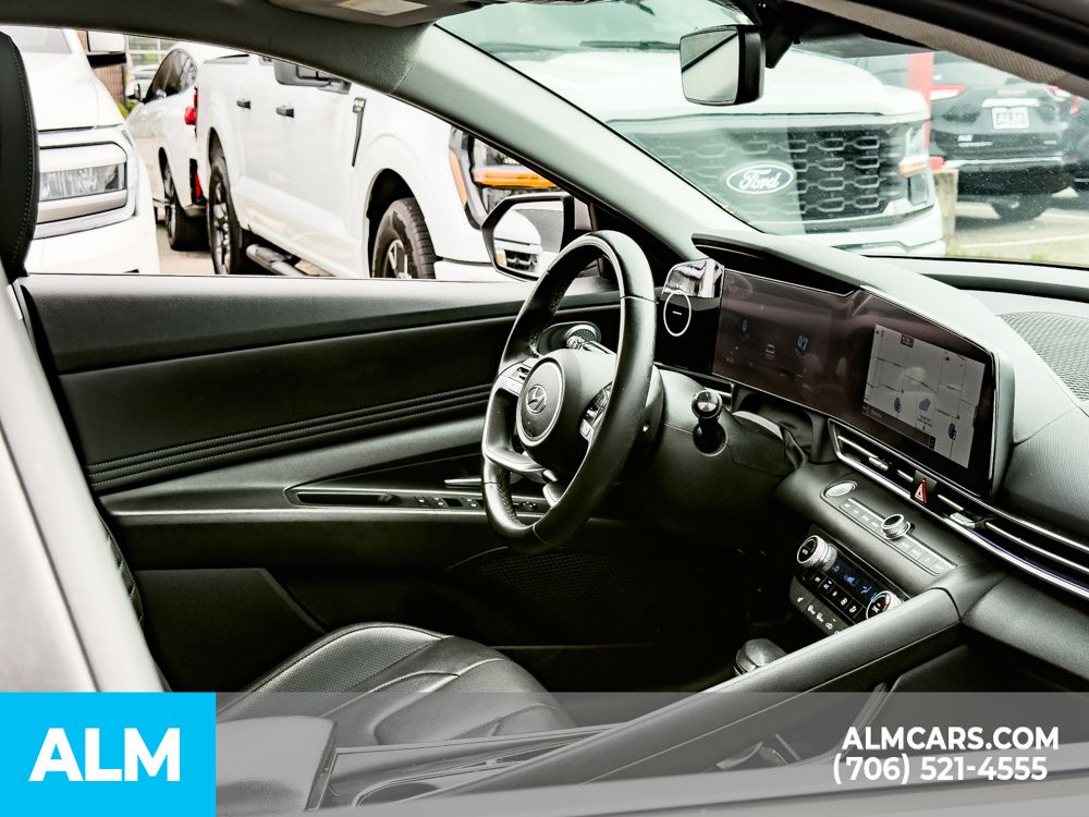 Used 2022 Silver Hyundai Limited image 17