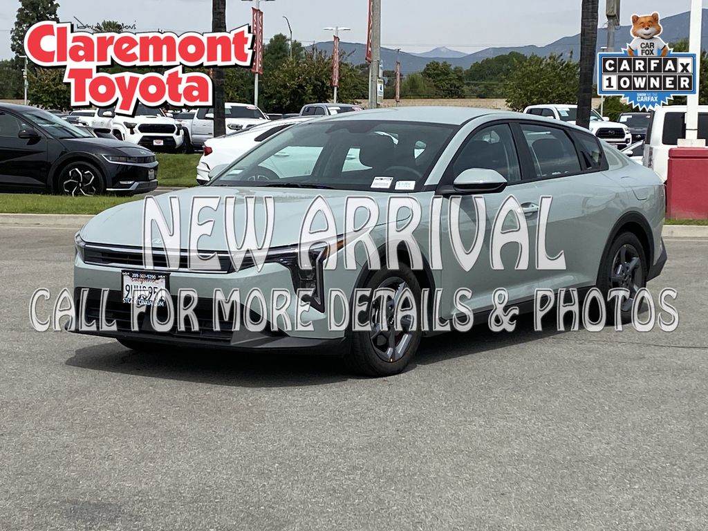 Morning Haze 2025 Kia K4 LXS FWD Sedan Front-Wheel Drive Continuously Variable Transmission