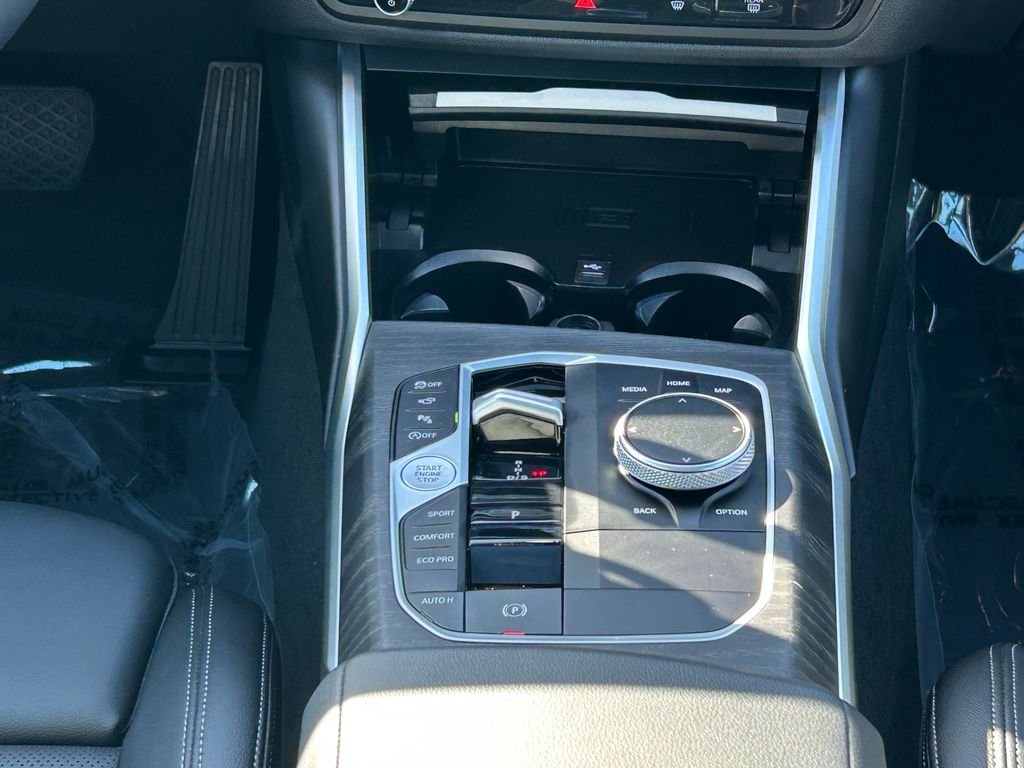 Thumbnail: 2023 BMW 3 Series - 27