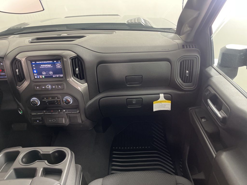 2025 Chevrolet Silverado 2500 Custom 13